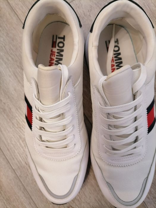 De vânzare. Preț 500 de lei ambele perechi