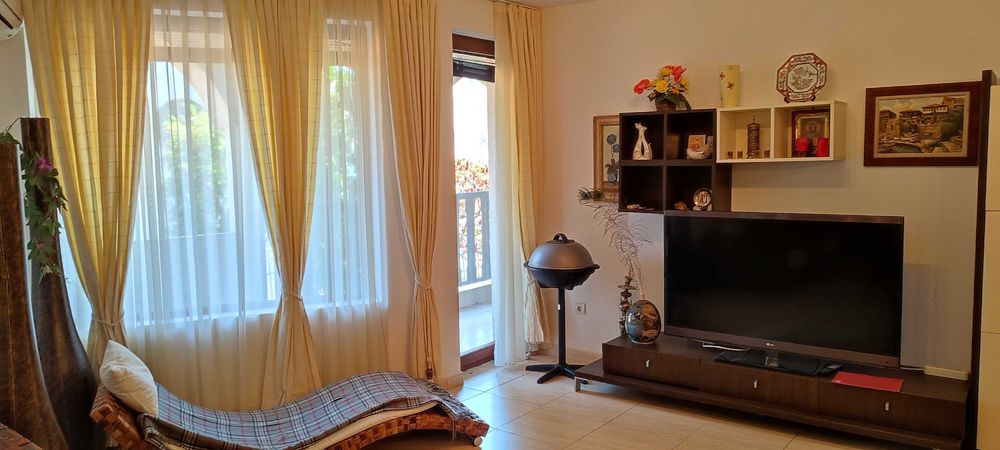 Продава се Тристаен апартамент в Свети Влас - 135 кв.м за 1460 €/кв.м - Снимка #5