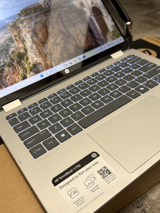 Срочно ! Yangi Hp omnibook x360 14avlod IT Dasturlash Trading ofis