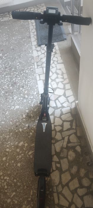 Vând Trotineta electrica E-TWOW