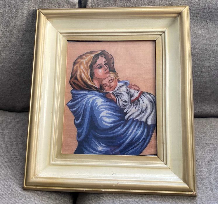 Goblen Maica Domnului cu Pruncul dimensiuni 38x34 cm inramat