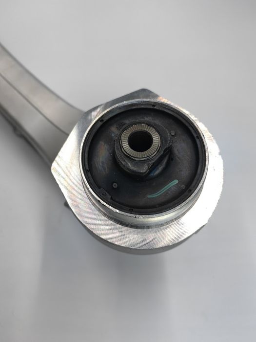 Рычаг подвески podveska richagi