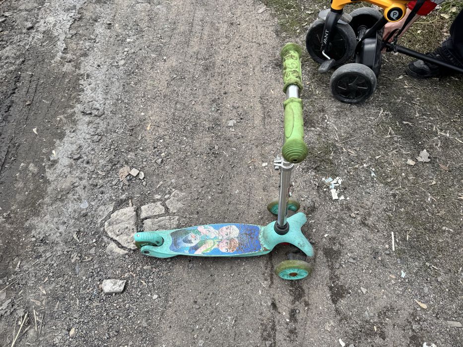 Продам самокат б/у