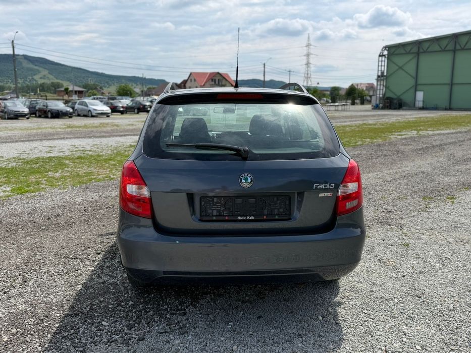 Vans Skoda Fabia 1.6 TDI Euro 5 Recent Adusa