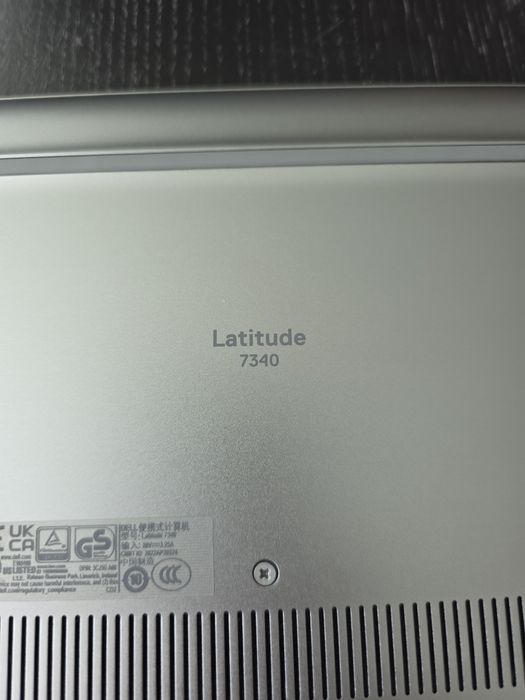 Laptop Dell Latitude 7340
