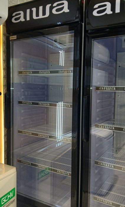 Do'kon yoki kafega mo'ljallangan muzlatkich vitrinasi | Energiya tejov