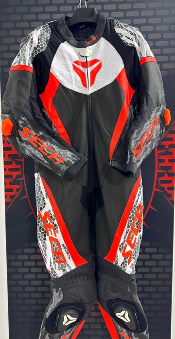 НОВ Кожен мото екип SECA SRS ONE Цял