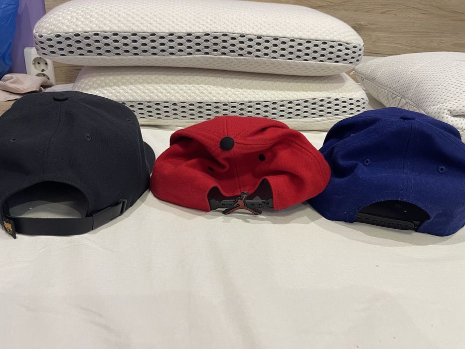 Шапки Nike Barcelona Jordan New Era Disney Uptempo Adidas Puma Diesel