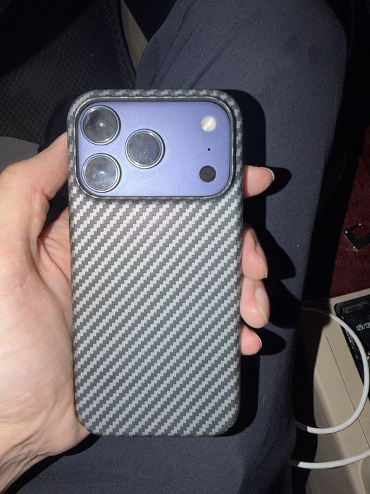 Продам iphone 14 pro 256 в корпусе 17pro все работает