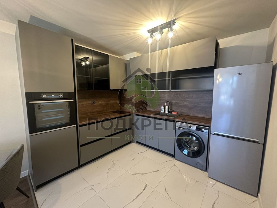 Дава се под наем Двустаен апартамент в Пловдив, Христо Смирненски - 70 кв.м за 433.5 € - Снимка #4