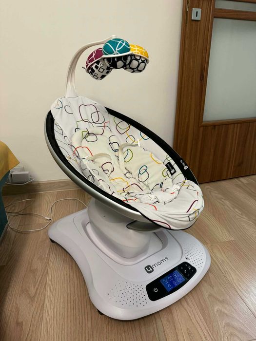 Balansoar bebe 4MOMS