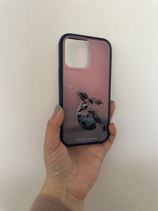 iPhone 13 Pro - два кейса