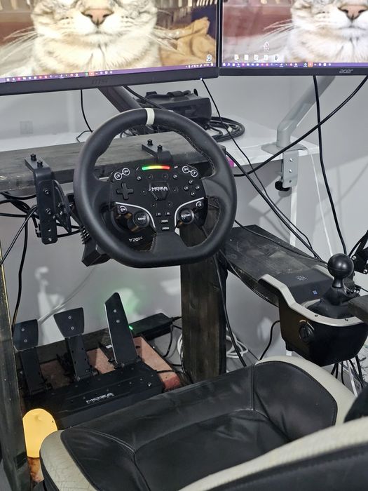 Kit Moza R9 V2 volan ES 3 pedale SR-P shifter Hori 7SRS