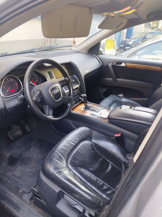 Audi Q7 3.0 tdi 233 cp an 2006