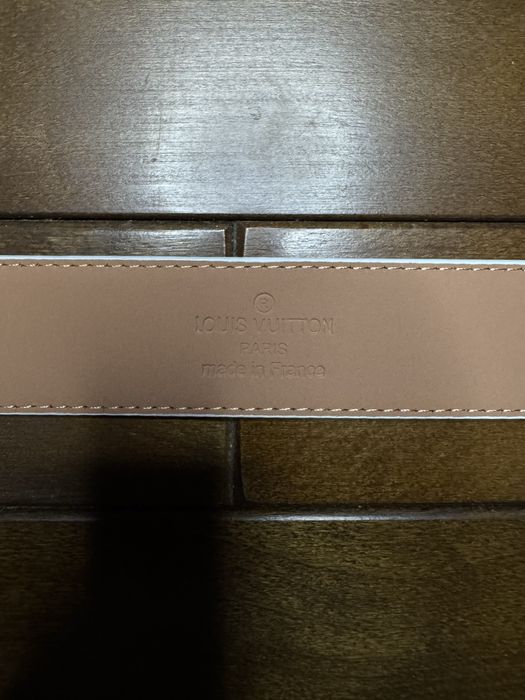 Curea LV Carouri Alba Catarama Neagra 110cm