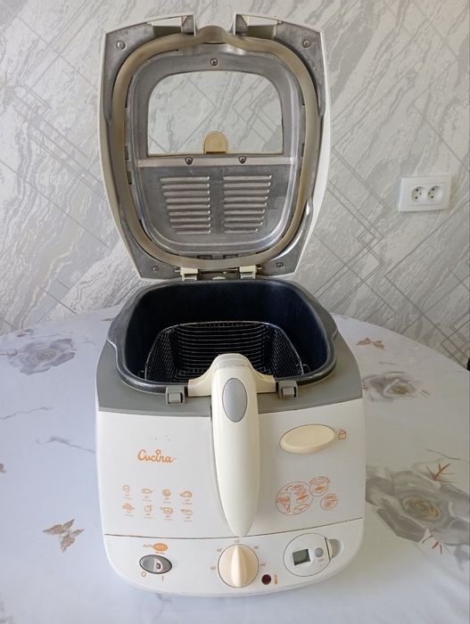 Фритюрница Philips