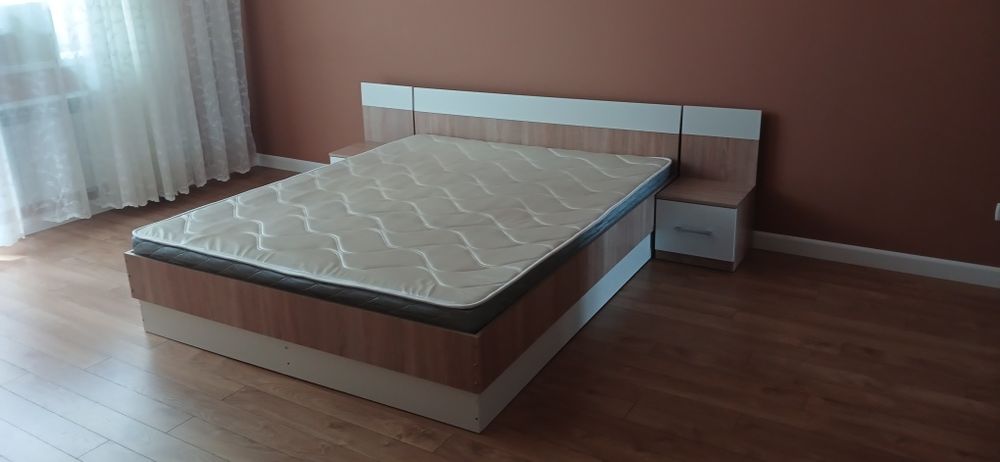 Продам спальный гарнитур двуспальный