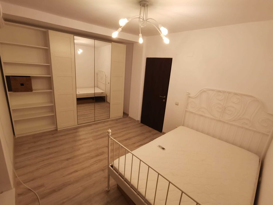 Proprietar casa 5 camere plus mansarda si curte Baneasa Pipera