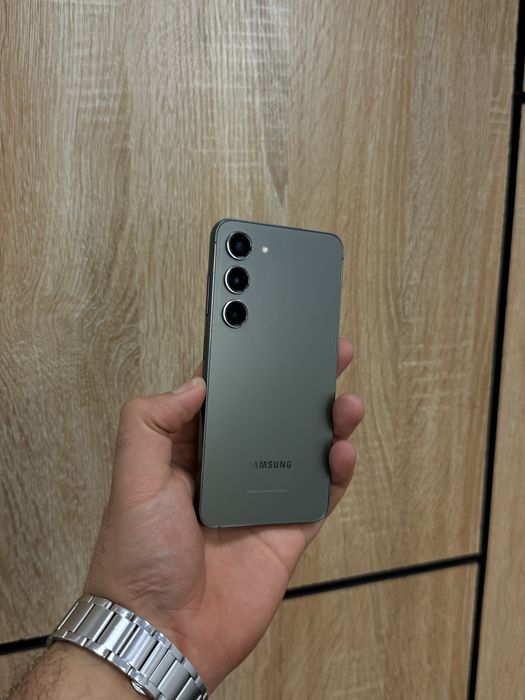 Samsung S23 5G.  8/256