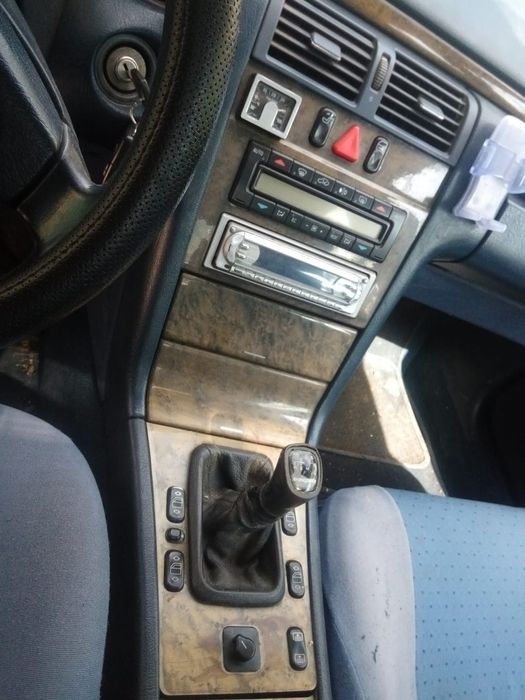 Dezmembrari  Mercedes-Benz E-CLASS (W210)  1995  > 2003 E 200 (210.03