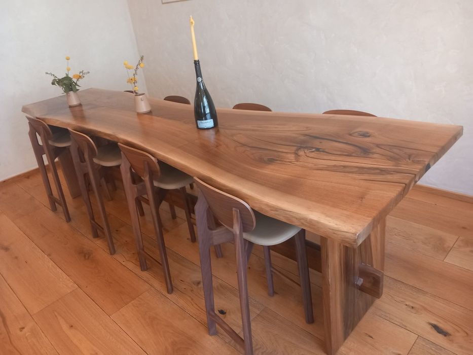 Masa dining, de cafea, scări și dormitoare din lemn masiv