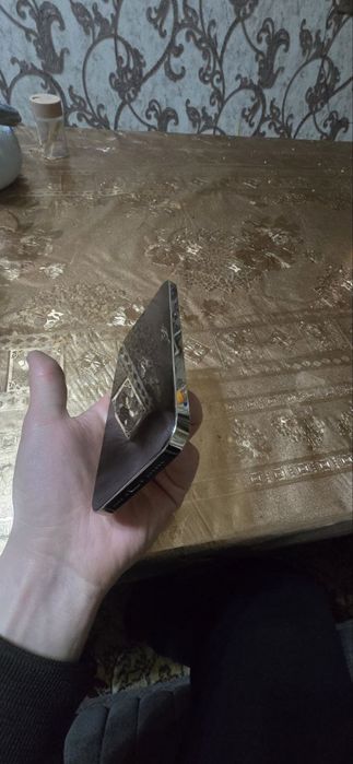 iphone 12 pro max golt