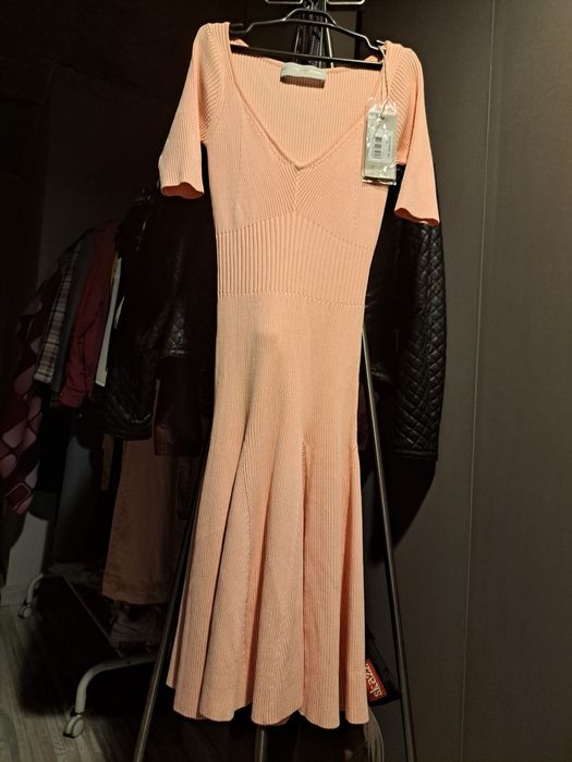 Платье guess оригинал новое