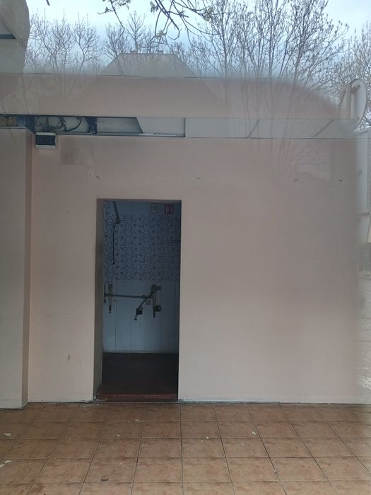 Дава се под наем Магазин в София, Зона Б-18 - 39 кв.м за 510 € - Снимка #1