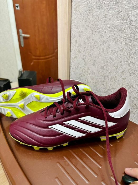Продам бутсы adidas Copa Pure II.