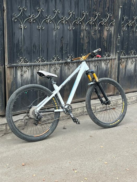 продам велик 27 колесаа