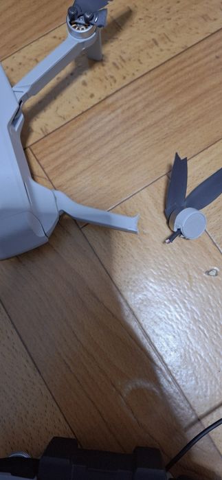 Dji3 4 k  дрон срочно продам