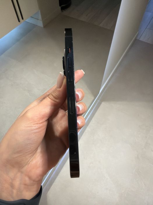 Продам iphone 14 pro