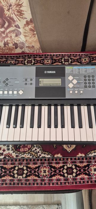 Orgă Yamaha psr 233