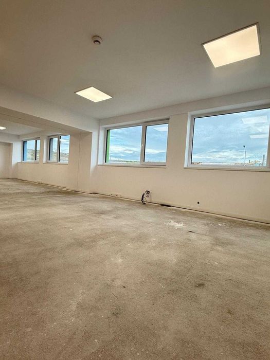 Spațiu modern - 180 mp – zonă cu POTENȚIAL de dezvoltare | 2 parcări|