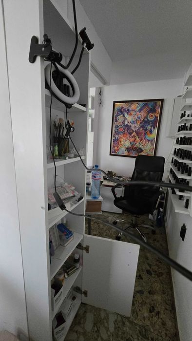 Спешно! Продавам Оборудване за салон.