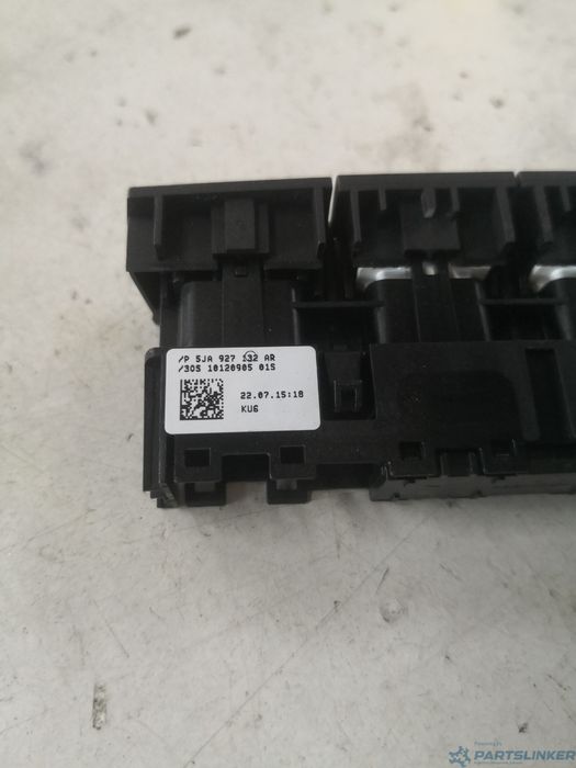 Panou Butoane Skoda Rapid Ii (Nh3) [ 2012 - > ] Oem 5Ja927132