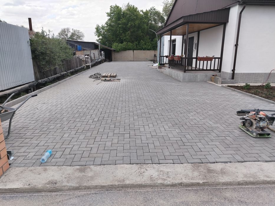 Укладка брусчатки