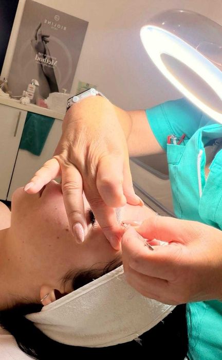 Tratamente cosmetice profesionale, (stilizare gene, epilare) - Facial și corp - anti-aging reale