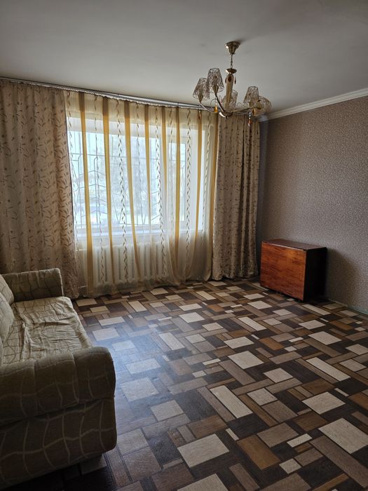 Продам 2х комн квартиру