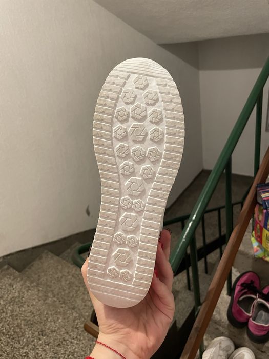 Дамски маратонки 39 номер