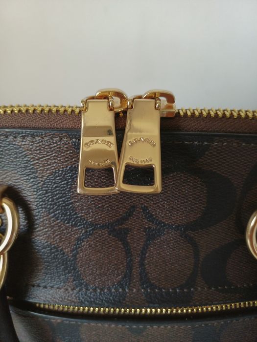 Чанта Coach естествена кожа