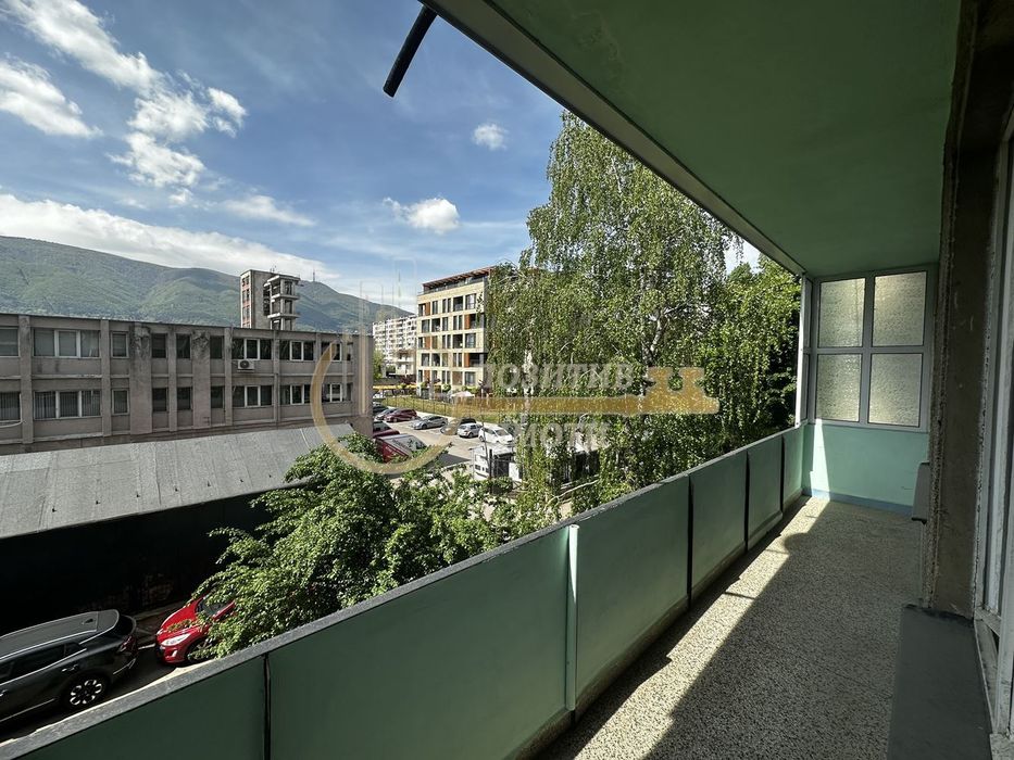 3-стаен в София-Бъкстон площ 80 цена 240000