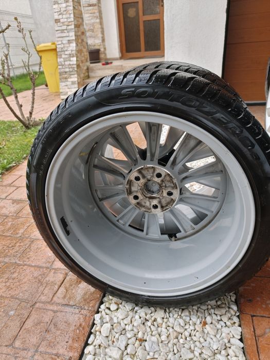 2 Roți / Jante 19" Tesla Model 3 + Anvelope Iarnă Pirelli + Senzori