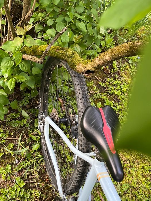 Vand/Schimb cu un bmx URGENT
