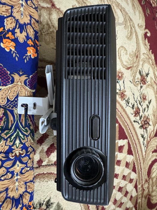 Проектор Optoma. В хорошом состояний