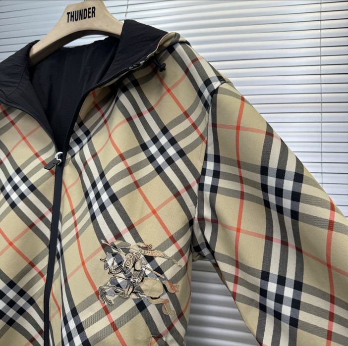 Burberry двулицева ветровка
