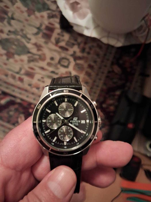 Продавам casio edifice