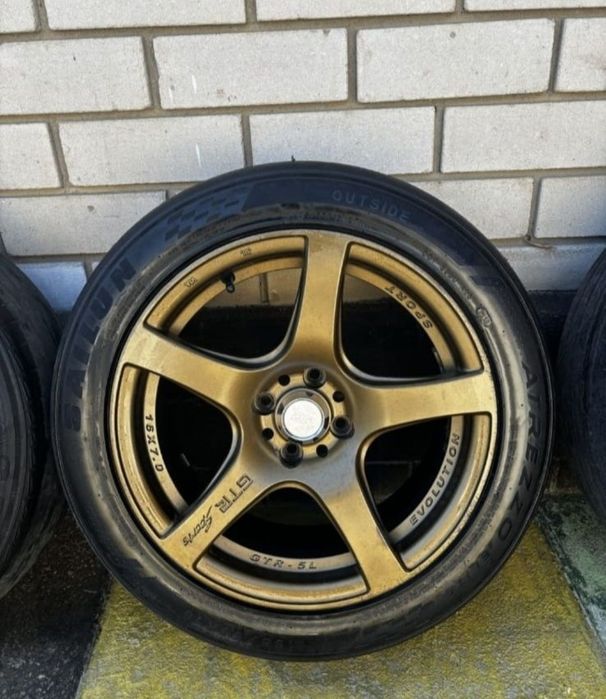 Продам литые диски р16 размера