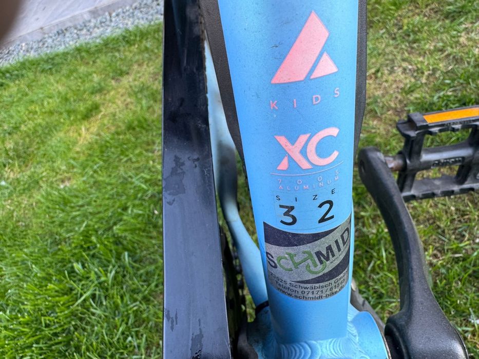 Vind bicicleta  marimea 32 Bulls Zarena