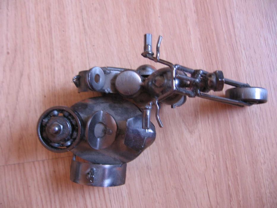 Мотор с кош метална пластика